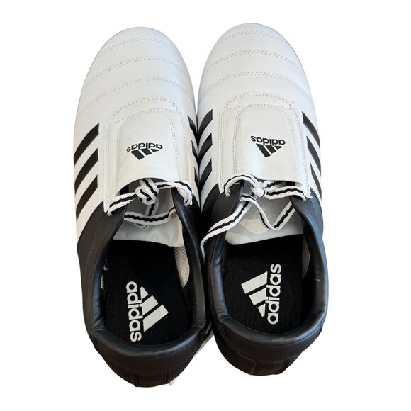 Adidas Indoor Soccer Shoes Mens 8.5 Black & White Lightweight Sports Cleats - Picture 8 of 8